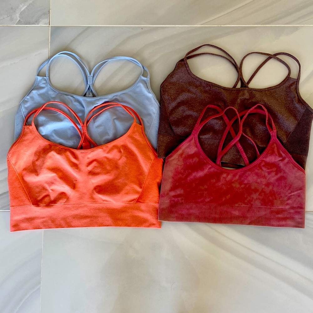 You get (4) colorful bras for the price of one!    🌈 All size Xl! Never used